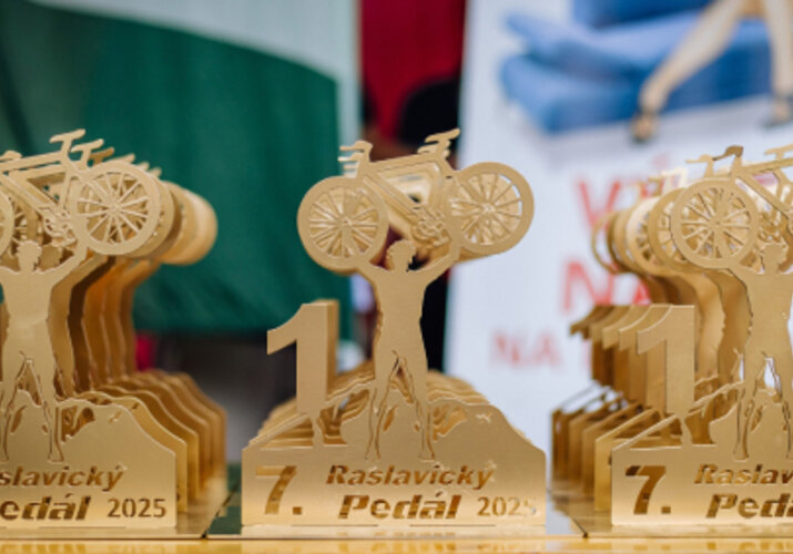 Raslavický pedál 2025 – originálne trofeje pre cyklistov