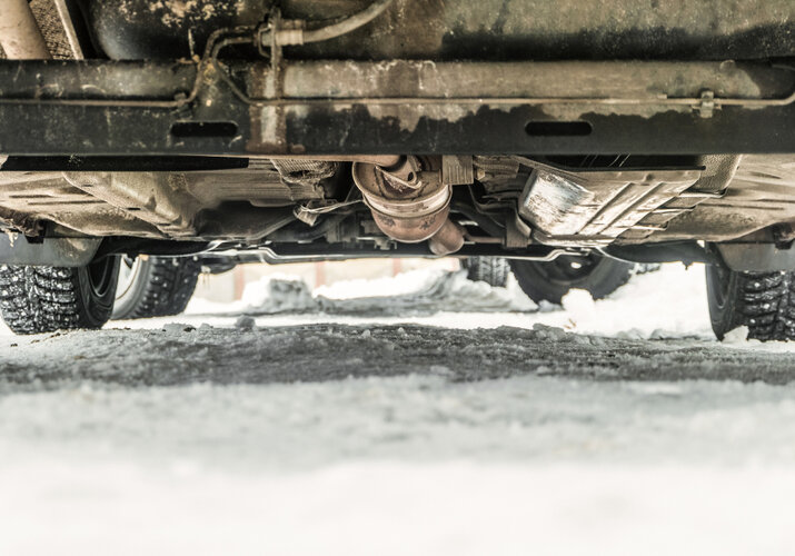 Najlepšia ochrana podvozku auta proti korózii: Kompletný sprievodca nástrekom a nátermi